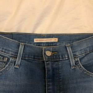 Levi’s 720 high rise super skinny jeans